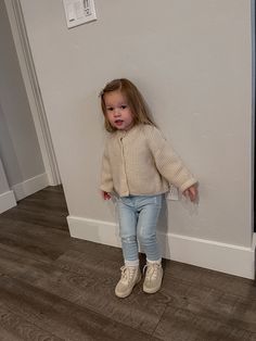 Toddler Winter Outfits Girl, Toddler Girl Winter Outfits, Toddler Winter Clothes, Toddler Fall Outfits Girl, Girls Winter Outfits, Cold Outfit, Girls Winter Fashion, Toddler Girl Fall, Toddler Fall