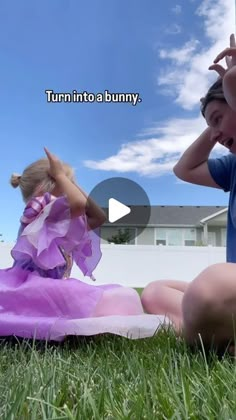 Music For Littles | Tyler Wray, SCMT, MT-BC on Instagram: "Try this fun finger play with your little one! 🐛🐰🐱🦋🦖

👋🏻 Hi! I’m a music therapist and mom of 3 who loves to share fun ways to use music in your home or classroom to help little ones grow and develop.

Finger play songs or rhymes are great for little brains! They help your little one practice fine motor skills (holding up 3 fingers is HARD!).

For toddlers, finger play songs can help them learn how to count, and work on animal identification. 

As always, rhyming is great for language development, and learning new songs is great for working on memory! 

Want to switch things up? Try to come up with different animals with your child, and let their creativity shine! ✨ 

I learned this song from @missjoliemusic and knew we had Finger Play Songs, Number Rhymes, Animal Identification, Music Therapist, Different Animals, Mom Of 3, Finger Plays, Daycare Activities, Learning Projects