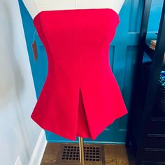 Red Strapless Peplum Top. Black Side Zipper. Size 2 So Like Xs. Zipper Is Not Broken. Top Made For A Or B Cup. Red Sleeveless Tube Top For Date Night, Chic Red Tube Top For Evening, Chic Red Fitted Tube Top, Red Tube Top For Spring Night Out, Strapless Peplum Top, Roy Black, Metallic Blouses, Dressy Shirts, Blouse Sleeveless