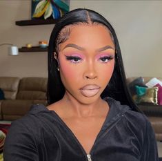 Pink Soft Glam Makeup Black Women, Pink Makeup Looks Black Women, Makeup Looks Pink, Nicki Concert, Pink Makeup Looks, Makeup Ideas Eyeliner, Pink Eyeshadow Look, Powder Translucent