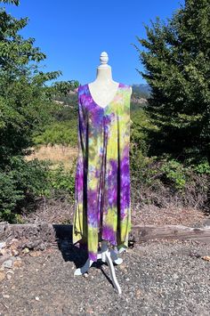 Size 2X tie dye dress. Fabric is a non stretchy woven rayon. Very simple cottagecore style dress that is comfortable to wear and easy to care for. Wash in cold water. Measures 27 inches from armpit to armpit Back neckline to shortest point of bottom hem is 39 inches. Wash in cold water Number #pc2x Bohemian Tie Dye Sleeveless Sundress, Flowy Tie-dye Dress, Flowy Hand-dyed Tie Dye Dresses, Flowy Hand-dyed Tie-dye Dresses, Summer Tie Dye Dresses, Hand Dyed Tie Dye Summer Dresses, Casual Hand-dyed Tie Dye Maxi Dress, Casual Hand-dyed Summer Maxi Dress, Flowy Tie-dye Hand Dyed Maxi Dress