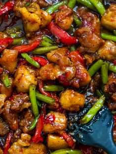 stir fry with chicken, green beans and red peppers