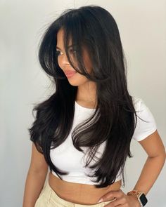 2024's Top Layered Haircuts for Long Hair: Chic Trends & Styles Red Hair Layers, Curtain Bangs Hairstyles, Layered Haircuts For Long Hair, Black Red Hair, Layered Haircuts For Medium Hair, Bangs Hairstyles