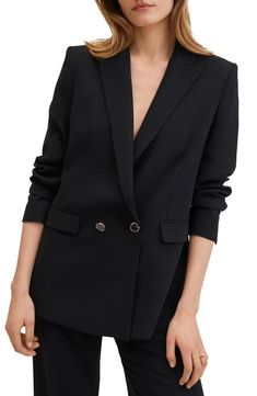 13 Go-To Parisian Outfits (As Told to Me by French Women) - MY CHIC OBSESSION Double Breasted Blazer Outfit Women, Blazer Outfits For Women, Smart Casual Outfit