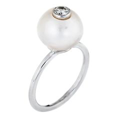 Vintage Diamond Set in Cultured Pearl Ring 14 Karat White Gold Stacking Jewellery size 5 | Chairish Pearl Diamond Ring, Pearl Cocktail Ring, Stacking Jewelry, Pearl Rings Vintage, Cultured Pearl Ring, Pearl And Diamond Ring, Vs2 Diamond, Stacked Jewelry, Pearl Diamond