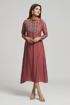 Brown kurta with thread embroidered floral patterns. - Aza Fashions Anarkali Embroidered Dress For Spring, Long Sleeve Cotton Silk Dress With Resham Embroidery, Long Sleeve Dresses With Resham Embroidery In Cotton Silk, Anarkali Embroidered Raw Silk Dress, Chanderi Embroidered Straight Kurta With Dabka Work, Bohemian Cotton Silk Kurta With Floral Embroidery, Traditional Chanderi Embroidered Dress With Resham Embroidery, Transitional Dresses With Chikankari Embroidery In Cotton Silk, Anarkali Embroidered Dress For Navratri With Floral Design