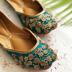 Black Khussa, Punjabi Juti, Pakistani Shoes, Indian Sandals, Indian Shoes, Punjabi Jutti, Embroidery Shoes, Bridal Sandals, Fancy Shoes