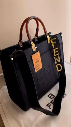 Women Bags Fashion Handbags, Hand Bags Designer, Fendi Purses, Fendi Handbag, Girly Bags, Lv Bags