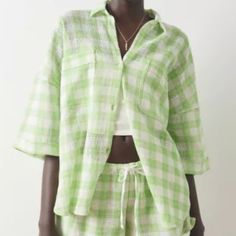 Brand New With Tags Urban Outfitters Oversized Green Gingham B Button Down Shirt. Features High Low Hem, Two From Chest Patch Pockets, Cuffed Hem In Sleeves. Great For Everyday Or A Beach Coverup. 100% Cotton Plaid Relaxed Fit Tops For Spring, Spring Plaid Relaxed Fit Tops, Summer Plaid Relaxed Fit Blouse, Chic Plaid Cotton Shirt, Summer Plaid Blouse With Relaxed Fit, Relaxed Fit Plaid Shirt For Day Out, Spring Gingham Tops For Loungewear, Oversized Plaid Shirt For Summer, Chic Collared Plaid Shirt