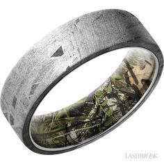 a wedding band that is made with realtree camo and black diamond inlays