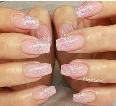 Pink glitter Pink Sparkle Nails, Pink Sparkly Nails, Unghie Sfumate, Pink Glitter Nails, Gel Polish Nail Art, Ombre Nails Glitter, Glitter Gel Polish, Sparkly Nails