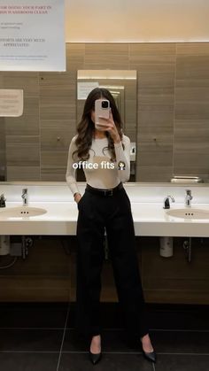 @mbhangal on insta and tiktok Full Sleeve Outfits Casual, Bisnes Casual Outfit, Smart Casual Outfits For Women, Rachel Zane Outfits, Outfit Semiformal, Demure Outfit, Formal Casual Outfits, Work Fits, Classy Outfits For Women