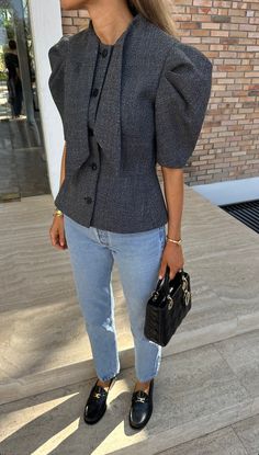 Missoni Fashion, Luxury Concierge, Dior Jacket, Dior Top, Grey Jacket, City Outfits, Fashion Business Casual, Early Fall Outfit, Classy Casual Outfits