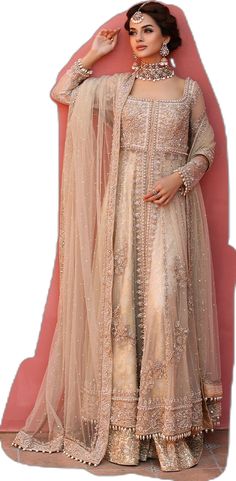 Long Kameez, Kameez Lehenga, Rose Gold Fabric, Nikkah Dress, Pakistani Wedding Dresses, Engagement Outfits, Elegant Look, Silk Lehenga, Net Dupatta