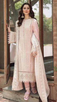 Pink Salwar Kameez, Pakistani Boutique, Pakistani Designer Clothes, Pakistani Fancy Dresses, Lawn Fabric, Pakistani Dress Design, Suit Fabric, Salwar Suit, Desi Fashion