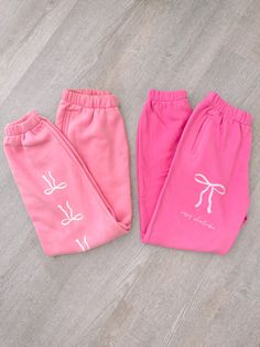 We are so excited to release our newest merch item! The Sassy Shortcake Bow Sweatpants are pink and feature a light pink bow and the text Sassy Shortcake. These sweats feature an elastic waistband and pockets for maximum comfort, and feature a soft micro-fleece lining. Rep your favorite brand in these super cute pants!! fits: true to size, model wearing a size small content: 100% polyester care: hand wash cold Bow Sweatpants, Preppy Sweatpants, Bus Boutique, Light Pink Bow, Sassy Shortcake, Casual Preppy Outfits, Cute Pants, Lip Butter, Cute Preppy Outfits