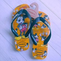 Havaianas Mickey Mouse Edition Yellow & Black Flip Flops New Retail $30 Sz 3/4 Kids Smoke & Pet Free Home Bundle To Save On Shipping!! Mickey Mouse Minnie Disney Disneyland Disneyworld Flip Flops Sandals Beach Summer Spring Pool Swim Swimming Surfing Quiksilver Roxy Hurley Janieandjack Party Celebrations Cali Slippers Spring Cheap Non-slip Flip Flops For Playtime, Playful Non-slip Flip Flops For The Beach, Black Non-slip Flip Flops For Pool, Floral Flip Flops, Cheap Multicolor Non-slip Flip Flops, Girls Flip Flops, Pink Flip Flops, Blue Flip Flops, Multicolor Slip-on Beach Flip Flops