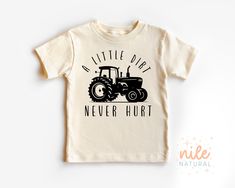 Toddler Tshirt Ideas, Farm Birthday Shirt, Farmer Baby, School Farm, Tractors For Kids, Vinyl Creations, Farm Tshirt, 2nd Birthday Shirt, Tractor Birthday