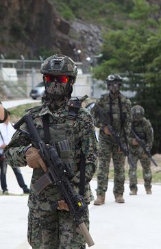 Korean Special Forces, Special Forces Training, Korean Army, Ghost Soldiers, Masamune Shirow, Army Training, Maria Theresa, Special Operations Forces