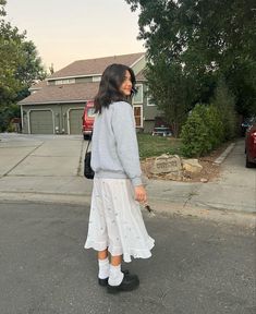 Grace Brinkly, Long Skirt Outfit, Modesty Outfits, Downtown Outfits, My Outfit, Skirt Outfit, 가을 패션, Spring Summer Outfits