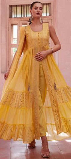 Yellow color Salwar Kameez in Georgette fabric with Embroidered, Sequence, Thread, Zari work Front Cut Kurti Design, Front Cut Kurti, Pakistan Dress, Trendy Outfits Indian, Zari Embroidery, Indian Dresses Traditional, Ghagra Choli, Party Wear Lehenga, Party Kleidung