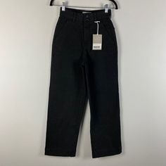 Everlane Black The Organic Crop Wide-Leg Pant Womens Size 00 Nwt Please See Last Photos For Measurements. -Orders Are Shipped Out 7 Days Per Week. -All Items Are Stored In A Smoke Free Environment. -Please Feel Free To Ask Any Questions You May Have. Everlane Organic Wide Leg Pant, Cropped Wide Leg Pants, Wide Leg Pants, Pant Jumpsuit, Wide Leg, Pants For Women, Womens Sizes, Women Accessories, Feel Free