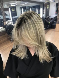 Facial Fillers, Hair Colors, Hair Looks, Hair Inspo, Blonde Hair, Short Hair Styles, Facial, Fox, Hair Cuts