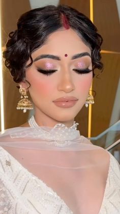 Mauve Makeup Look Wedding, Diwali Makeup Ideas, Soft Glam Makeup For Wedding, Pink Makeup Looks Indian, South Asian Makeup Looks, Festive Makeup Looks Indian, Walima Makeup Looks, Party Wear Makeup Look, Soft Glam Makeup Indian