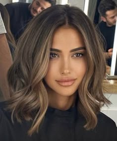 Ash Brown And Caramel Balayage, Soft Balayage Brunette, Soft Brown Hair Color, Medium Ash Brown Hair, Perfect Balayage, Sunkissed Hair, Balayage Brown, Rambut Brunette, Mom Cut