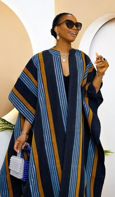 Outfits For Dubai, Casual Ankara Styles, Mali Fashion, African Outfits For Women, Adire Styles, Kaftan Design, African Designers