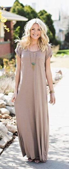 Loose Fit Maxi Dress with Pocket Detail | Jane Maxi Outfits, Spring Dresses Casual, Stil Boho, Fitted Maxi Dress, Fit And Flare Wedding Dress, Fitted Wedding Dress, فستان سهرة, Outfit Trends