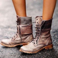 Elegant Boots, Women's Motorcycle Boots, Lace Up Block Heel, Chunky Heel Ankle Boots, Boots For Short Women, Orthopedic Shoes, Rosa Parks, Combat Boot, Rounded Toe Boots