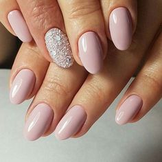 21 Elegant Nail Designs for Short Nails Page 2 of 2 StayGlam Sparkly Accent Nail, Nail Designs For Short Nails, Accent Nail Designs, Designs For Short Nails, Orange Nail Designs, Elegant Manicure, Elegant Nail