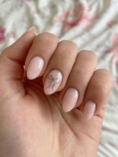 Chrome Simple Nails, Simple Biab Designs, Simple Milky Nails, Milky Baby Pink Nails, Birthday Nails Biab, Silver Simple Nails, Basic Biab Nails, Nails 2024 Simple, Birthday Nails January