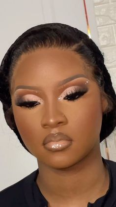 Black Wedding Makeup, Black Bridal Makeup, Maquillage Yeux Cut Crease, Glitter Makeup Looks, Prom Eye Makeup