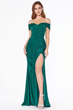 Off the shoulder fitted jersey gown with leg slit and ruching.true to size Jersey Evening Dress, Formal Wedding Guest Dress, Tall Height, Sweetheart Neckline Dress, Cinderella Divine, Green Jersey, Bridal Party Dresses, Off Shoulder Fashion, Sweetheart Dress