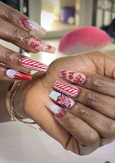 #christmas #christmasideas #christmasnails Coffin Christmas Nails, Dope Nail Designs, Christmas Nail Designs, Acrylic Nails Coffin, Dope Nails, Coffin Nails, Christmas Nails, Acrylic Nails, Nail Designs