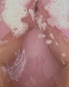 Wähle deinen Zweck -Komm zu mir Liebhaber -Banish the Hex -Schutz -Geld / Reichtum Anziehungskraft -Reinigen weg Bubble Bath Soap, Bath Pictures, Homemade Bubbles, Liquid Castile Soap, Pink Abstract Painting, Cool Science Experiments, Relax Spa, Take Care Of Your Body, Neon Aesthetic