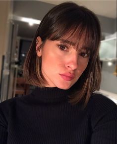 Short Hair Fringe, Trendy Bob Hairstyles, Short Grunge Hair, Bob Hairstyles With Bangs, How To Cut Bangs, Shot Hair Styles, Haircuts Straight Hair, Penteado Cabelo Curto, Hair Color And Cut