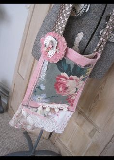 CUSTOM AVAILABLE...Vintage Shabby Pink Handbag Crossbody Bag Vintage Pink Shoulder Bag, Vintage Pink Handmade Shoulder Bag, Vintage Pink Crossbody Shoulder Bag, Vintage Handmade Pink Bag, Vintage Handmade Pink Bags, Vintage Pink Handmade Bags, Vintage Pink Bags, Pink Handbag, Silk And Lace