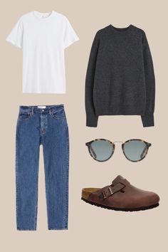 Casual Fall Clogs, Mom Jeans And Blundstones, Casual Fall Clogs For Everyday, Casual Everyday Fall Clogs, Fall Outfit With Birkenstock Clogs, Natural Classic Style, Cozy Fashion, Mode Inspiration