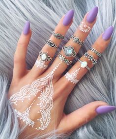 <3 Pinterest ~ InstaGram @rekataylor <3 Mehandi Tattoo, Matte Purple Nails, White Henna Tattoo, White Henna Designs, Purple Day, Matte Purple, White Henna, Lavender Nails, Japanese Tattoos