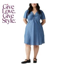 in stock Levi's Spring Dresses For Day Out, Levi's Casual Mini Dress, Levi's Dresses For Spring Day Out, Casual Short Sleeve V-neck Dress, Casual Short Sleeve V-neck Dress For Daywear, Levi's Casual Spring Dresses, Levi's Casual Dresses For Spring, Casual Levi's Dresses For Spring, Levi's Mini Summer Dress