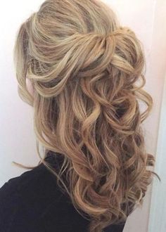 Down Curly Hairstyles, Mother Of The Groom Hairstyles, Down Hairstyles For Long Hair, Mother Of The Bride Hair, Hair St, Half Up Half Down Hair, Hairstyles For Long Hair