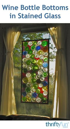 Abat-jour Diy, Wine Bottle Project, Stained Glass Wall Art, L'art Du Vitrail, Wine Craft, Wine Bottle Art, Wine Bottle Diy Crafts, Wine Bottle Diy, Glass Bottle Crafts