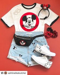 Mickey Inspired Outfit, Disney Safari Outfit, Camp Hero, Disney Family Outfits, Disney Ootd, Disney Magic Cruise, Baseball Jersey Outfit, Disney Outfits Women, Disney Fits