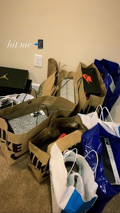 selling shoes Soccer Training Workout, Car Outfit, Double Height Living Room, Shopping Therapy, Shopping Pictures, Birthday Fits, Life Vision Board, Teen Birthday, Hair Stylist Life