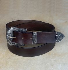 -  100% genuine leather. -  Custom engrave option. - Width - 1.5 inches,  -  High quality buckle. Personalized leather belt for men, custom belt for men with mono, monogramed leather belt, leather belt with initials, personalized belts Classic Adjustable Hand Tooled Belt, Classic Adjustable Hand-tooled Belt, Classic Hand Tooled Belt Buckles For Western-themed Events, Hand Tooled Leather Belts For Western-themed Events, Classic Hand-tooled Leather Belt, Classic Hand Tooled Leather Belt, Leather Concho Belts For Western-themed Events, Classic Hand Tooled Leather Belt Buckles, Classic Belt Buckles For Western-themed Events