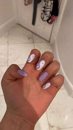 Short Accent Nails, Short Acrilyc Nails, Cute Nail Designs For Short Nails, Teen Girl Nails, Cute Nails For Back To School, Cute Fun Nails, Aestethic Nails, Cute Manicure Ideas, Accent Nail Ideas