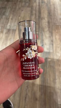 Travel Size Perfume Aesthetic, Japanese Cherry Blossom Perfume, Cherry Blossom Perfume, Koleksi Parfum, Blossom Perfume, Fragrance Lab, Bath N Body Works